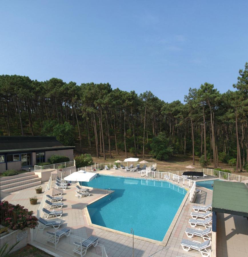 Residence Les Cavales Каркан Екстер'єр фото