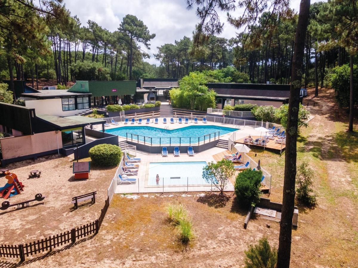 Residence Les Cavales Каркан Екстер'єр фото